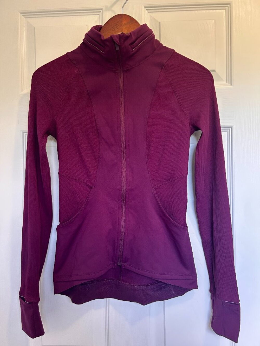 Lululemon Far and Free Jacket, Marvel, Nulux hooded (Sz 4)